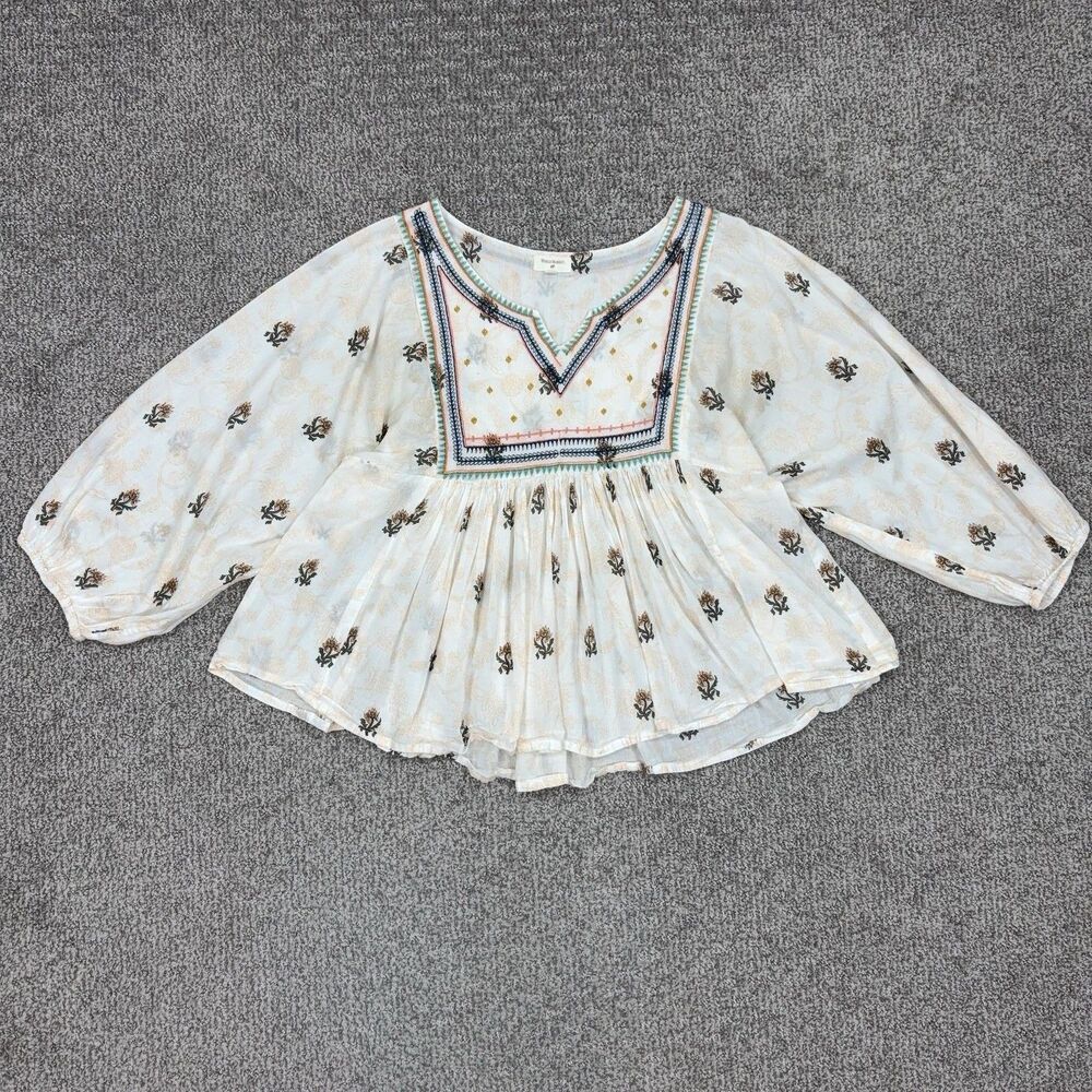World Market Top Womens S/M White Embroidered Boho Floral Peasant Blouse Peplum